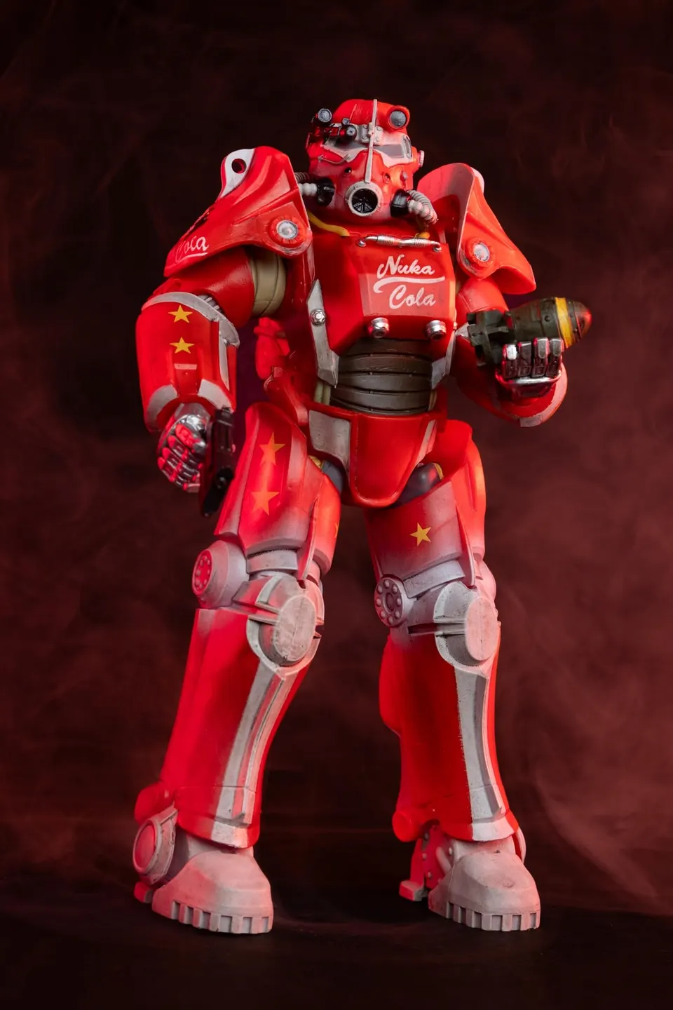 McFarlane Toys Fallout 76 T-45 Nuka Cola Elite 7" Figure - Image 7