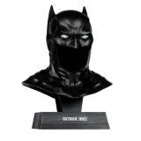 McFarlane Toys Batman (Batman: Noël) Mini-Replica de Máscara 1/3 – 23 cm - Thumbnail 1