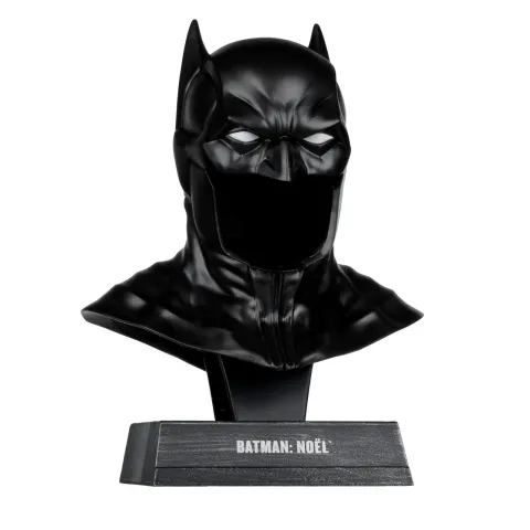 McFarlane Toys Batman (Batman: Noël) Mini-Replica de Máscara 1/3 – 23 cm