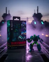 Hasbro Age of the Primes Deluxe Fugitive Waspinator Figure - Thumbnail 7