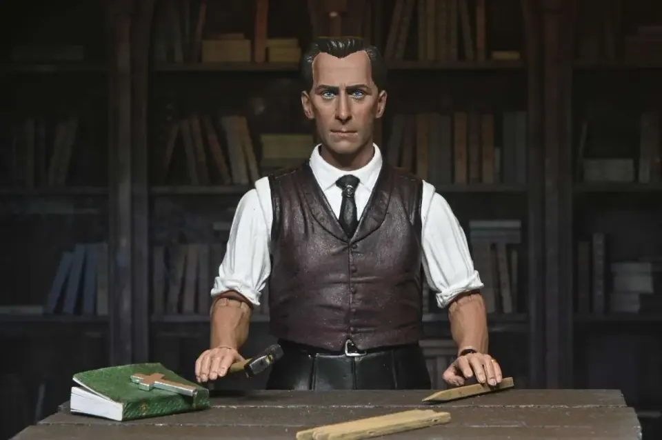 NECA Horror of Dracula 1958 Van Helsing 18cm Ultimate Action Figure - Image 9