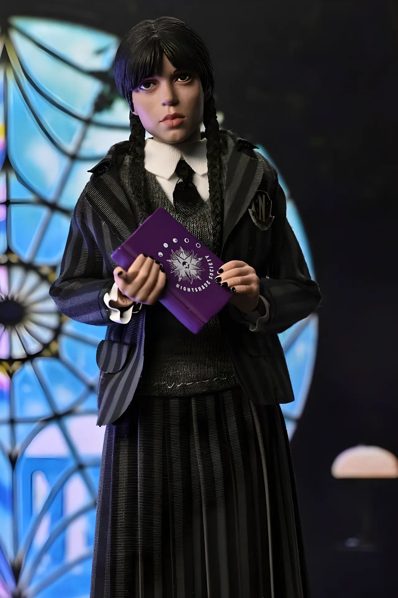 NECA Wednesday & Enid Sinclair Nevermore Uniform 20cm Clothed 2‑Pack - Image 11