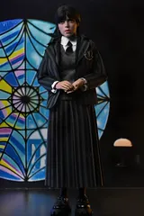 NECA Wednesday & Enid Sinclair Nevermore Uniform 20cm Clothed 2‑Pack - Thumbnail 8