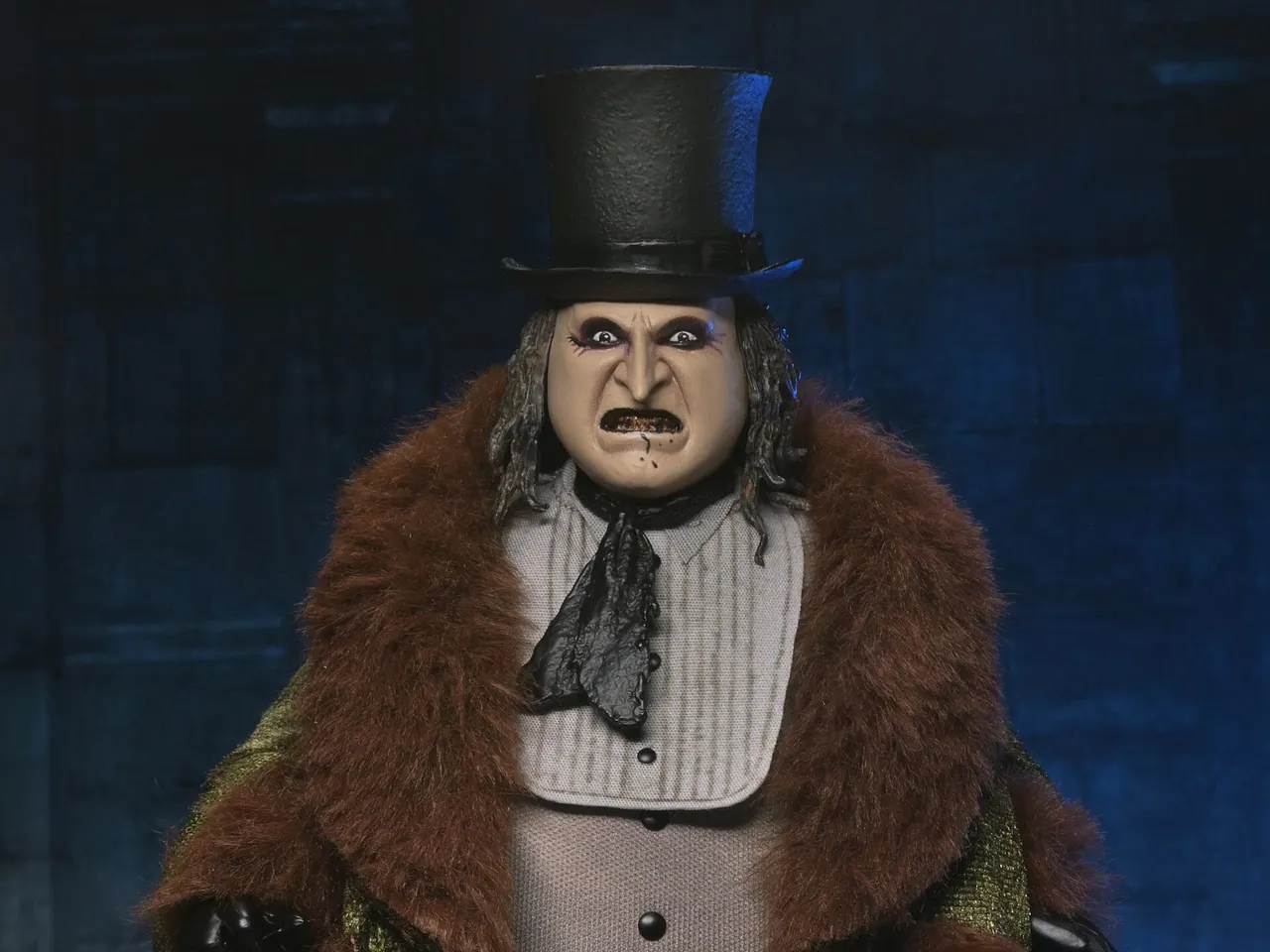 NECA Batman Returns The Penguin 8" Clothed Action Figure - Image 6