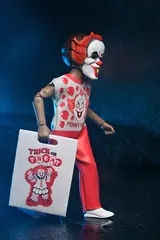 NECA Pennywise Ben Cooper Action Figure – Costume Series 9, 15 cm - Thumbnail 3