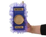 NECA 1/1 Réplique du walkie-talkie de Batgirl – Série télévisée Batman 1966 - Thumbnail 5