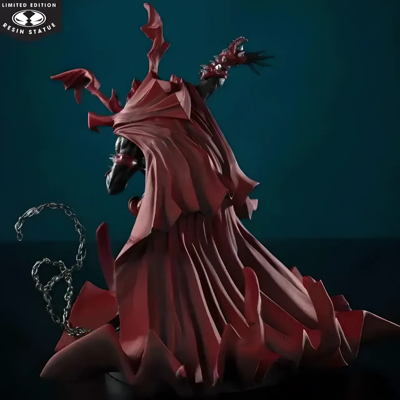 McFarlane Toys Spawn Greg Capullo Negro, Blanco y Rojo 1:10 Estatua de Resina - Image 4
