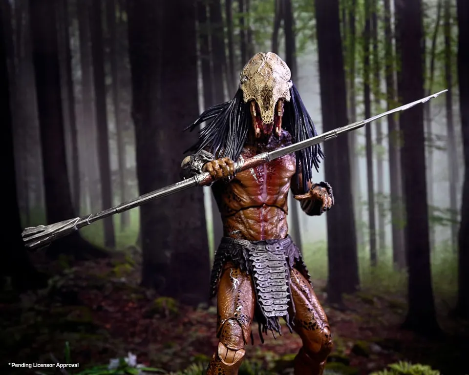 NECA Prey Ultimate Feral Predator (Bear Blood) 7" Action Figure - Image 6
