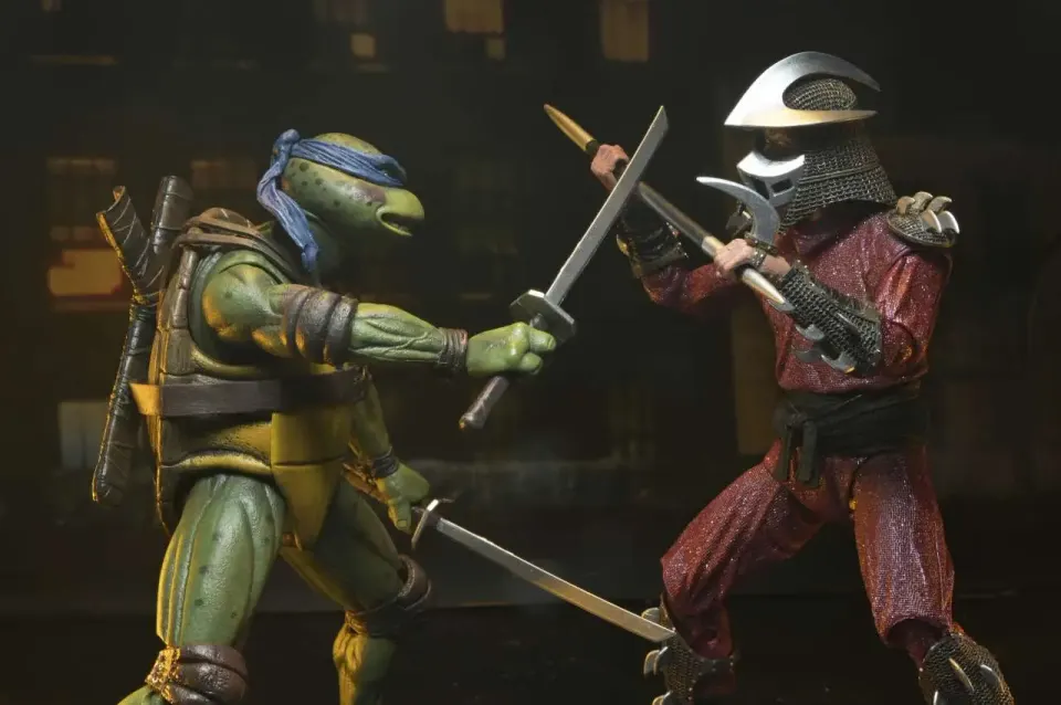 NECA Shredder Action Figure – 1990 TMNT Film Version - Image 3