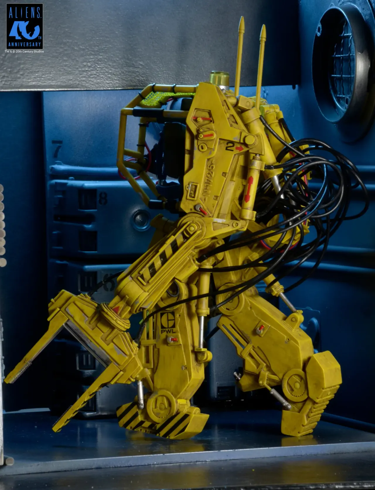 NECA Aliens 40th Anniversary Power Loader (P-5000) Deluxe Vehicle - Image 5