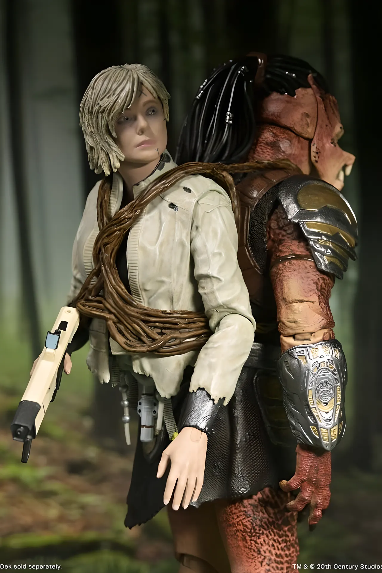 NECA Predator Badlands Ultimate Thia & Bud 7" Action Figure - Image 6