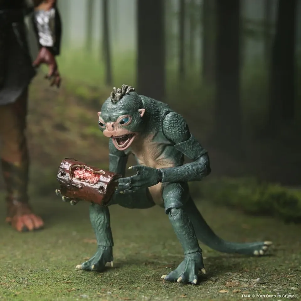 NECA Predator Badlands Ultimate Thia & Bud 7" Action Figure - Image 4