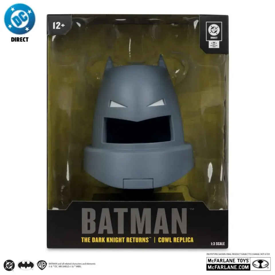 McFarlane Toys Armored Batman Cowl – 1:3 Scale (Dark Knight Returns) - Image 3
