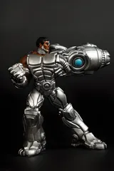 McFarlane Toys DC Direct Cyborg Todd's Mods Edición Limitada 4.5\" de Vinilo - Thumbnail 4