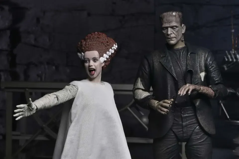NECA Universal Monsters 90.º Aniversario Bride & Monster Two-Pack - Image 6
