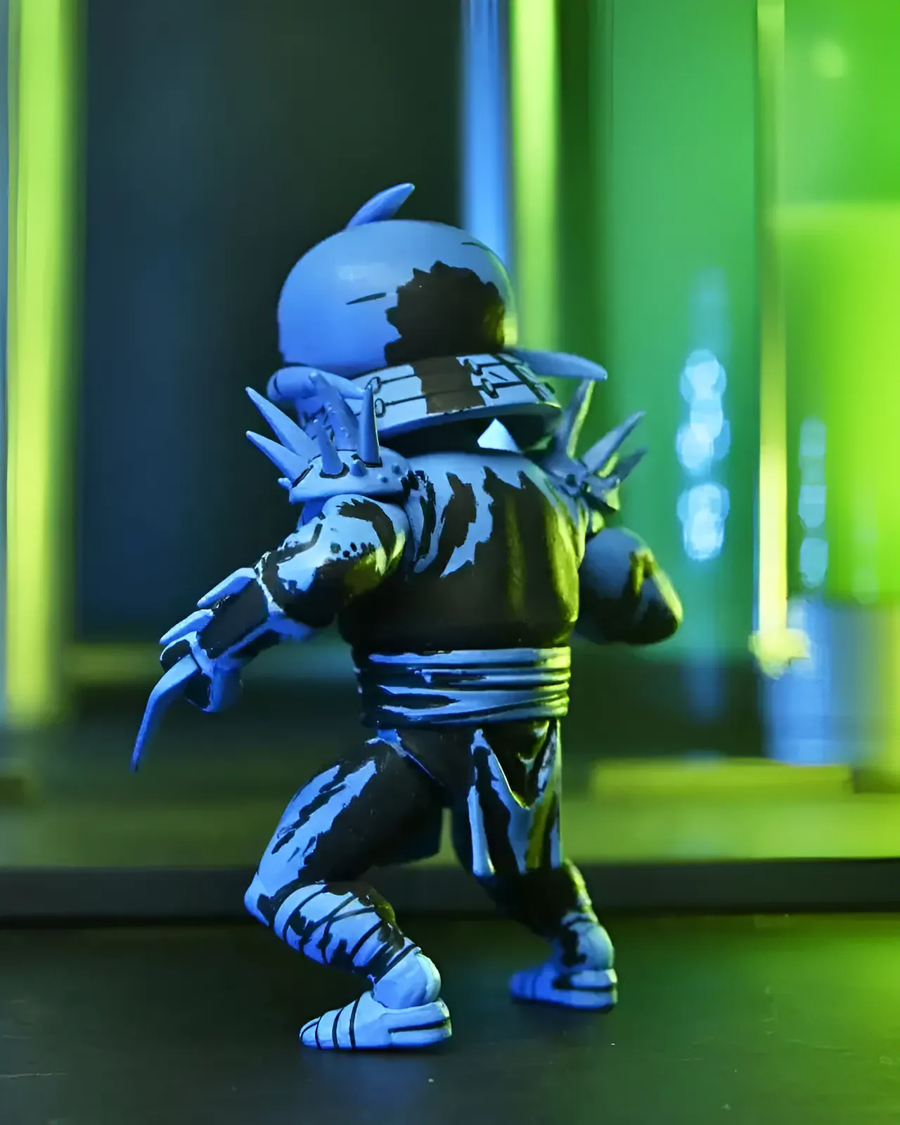 NECA Teenage Mutant Ninja Turtles Mirage Comics Shredder Clones 7\" Pack de 3 - Image 6