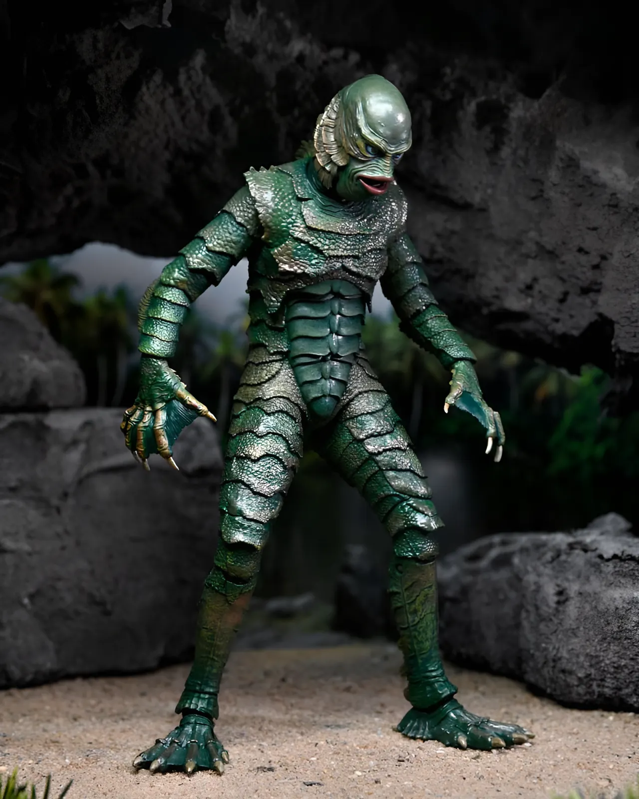 NECA Ultimate 7" Creature from the Black Lagoon Action Figure (Color) - Image 11