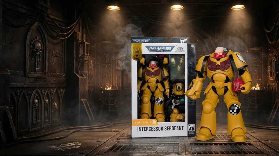 McFarlane Warhammer 40k Intercessor Sergeant (Imperial Fist) Gold Label