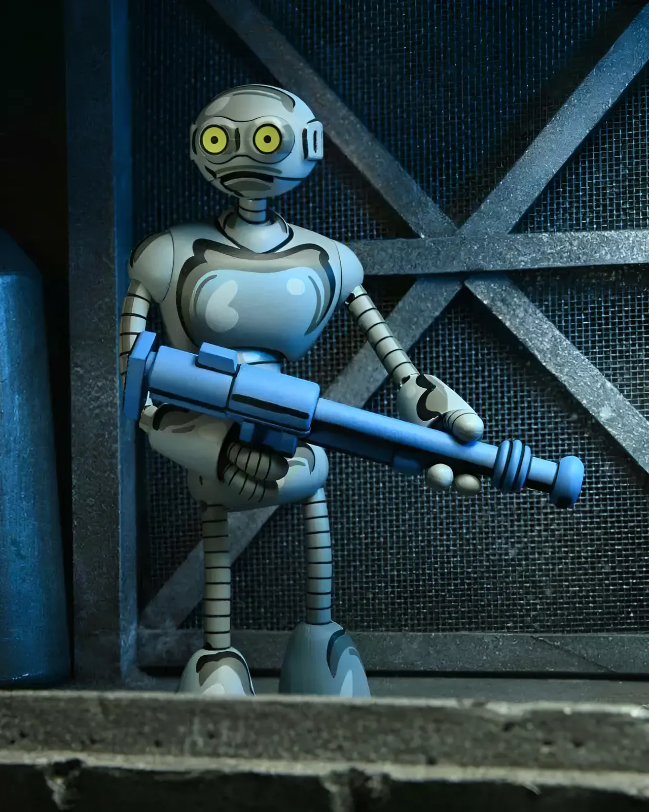 NECA Fugitoid Transmat Variant – Mirage Studios TMNT Action Figure - Image 3