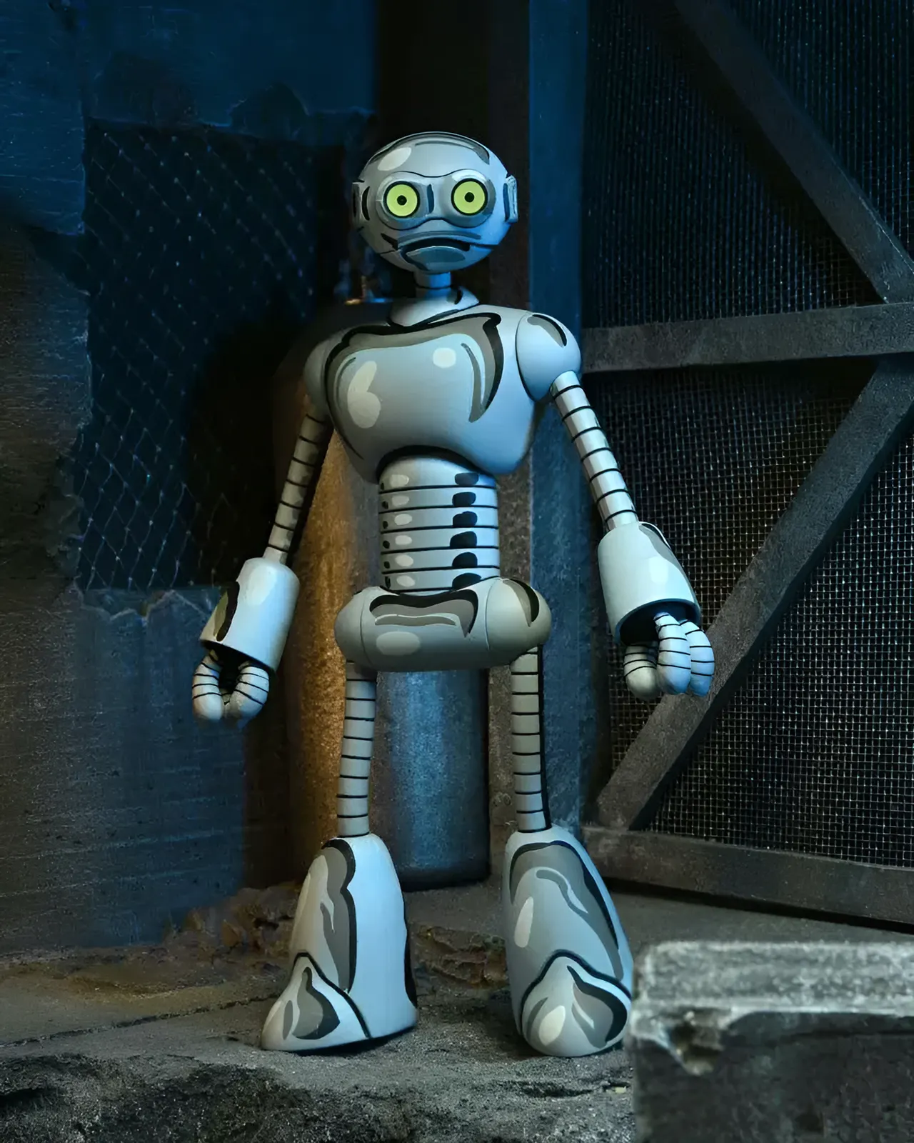NECA Fugitoid Transmat Variant – Mirage Studios TMNT Action Figure - Image 2