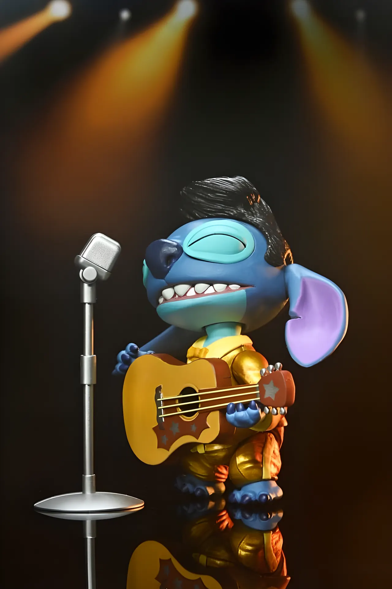 NECA Disney Stitch Ultimate Gold Suit Elvis 7" Figure - Image 9