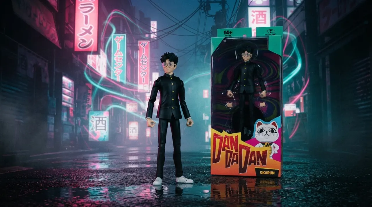 McFarlane Toys Dandadan Okarun 7" Action Figure - Image 8