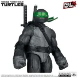 McFarlane Toys TMNT Page Punchers Leonardo Action Figure with Comic - Thumbnail 3