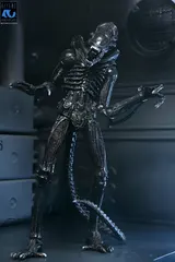NECA Aliens Ultimate Action Figure – Xenomorph Warrior (40th Anniversary, 23 cm) - Thumbnail 7