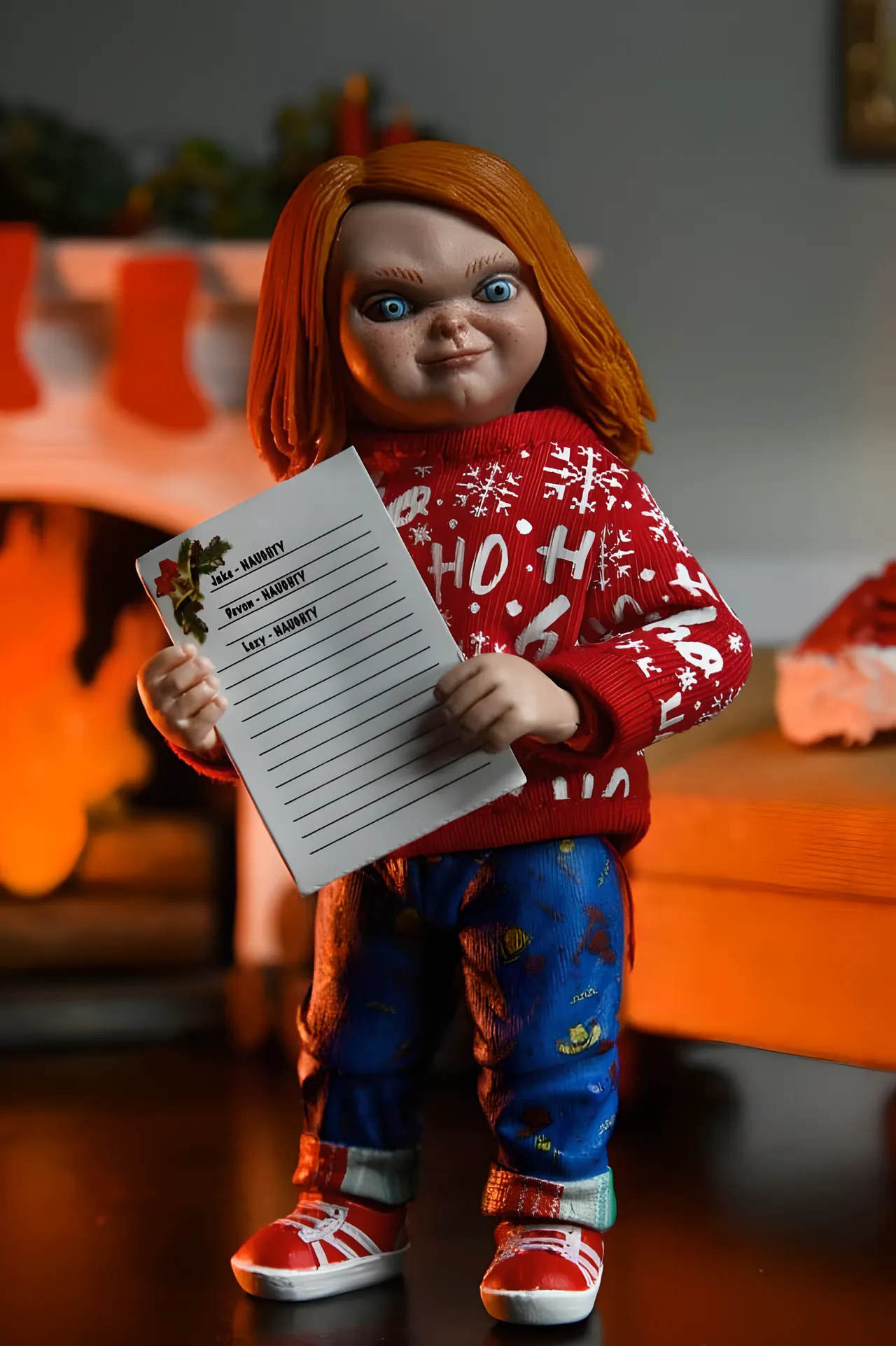 NECA Chucky Holiday Edition Ultimate Action Figure – 18 cm - Image 5