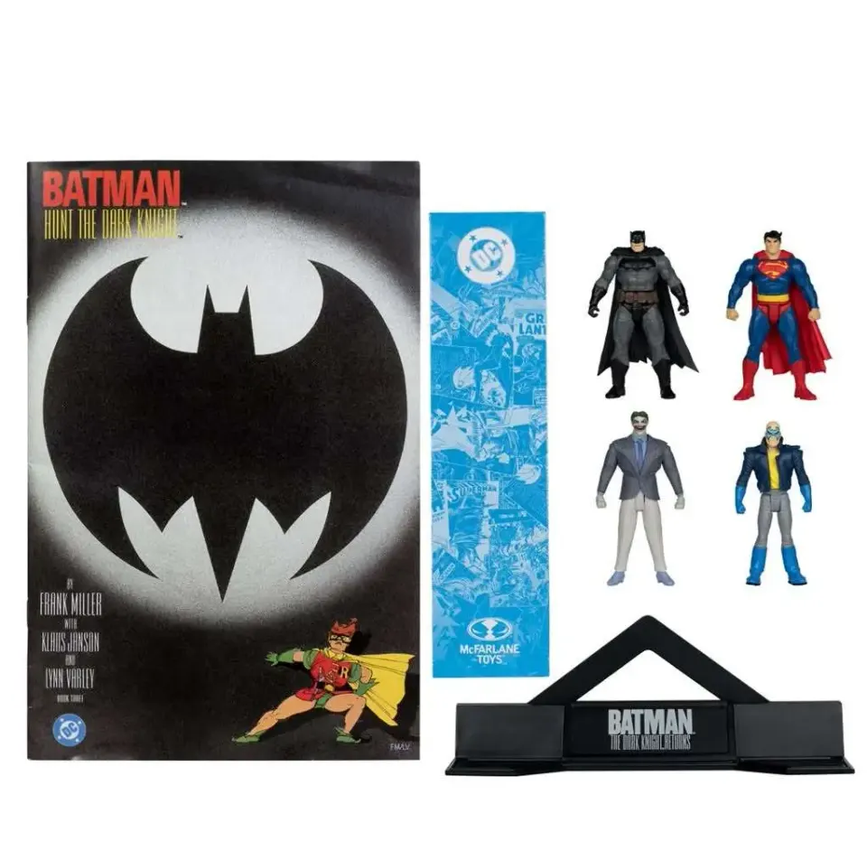 McFarlane Toys Batman – The Dark Knight Returns 3" Page Puncher - Image 2