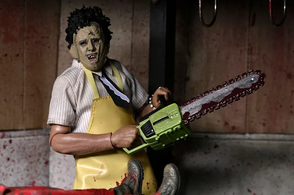 NECA Retro Cloth Leatherface "Pretty Woman" 50th Anniversary Action Figure - Image 10