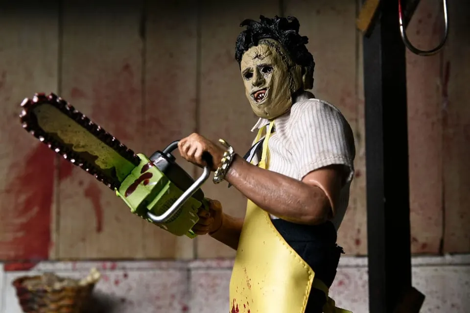 NECA Retro Cloth Leatherface "Pretty Woman" 50th Anniversary Action Figure - Image 7