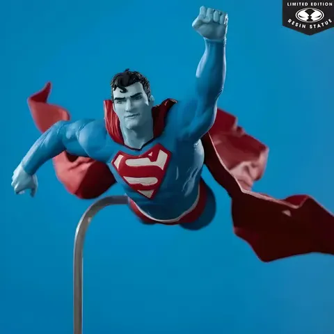 DC Direct Superman Lee Bermejo Estatua de Resina 1/10 – Edición Limitada