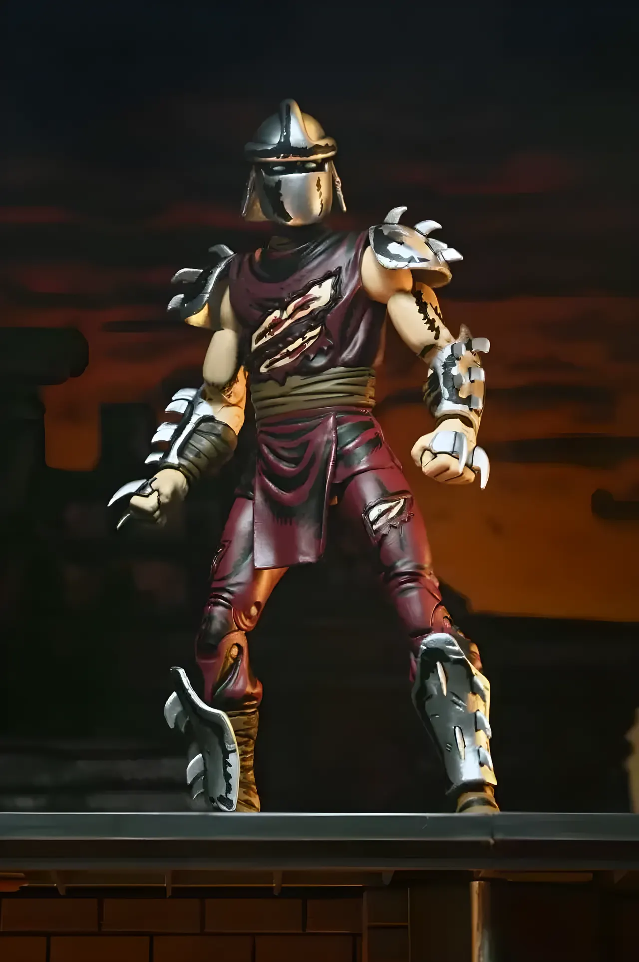 NECA TMNT Battle Damaged Shredder Action Figure – Mirage Comics - Image 3