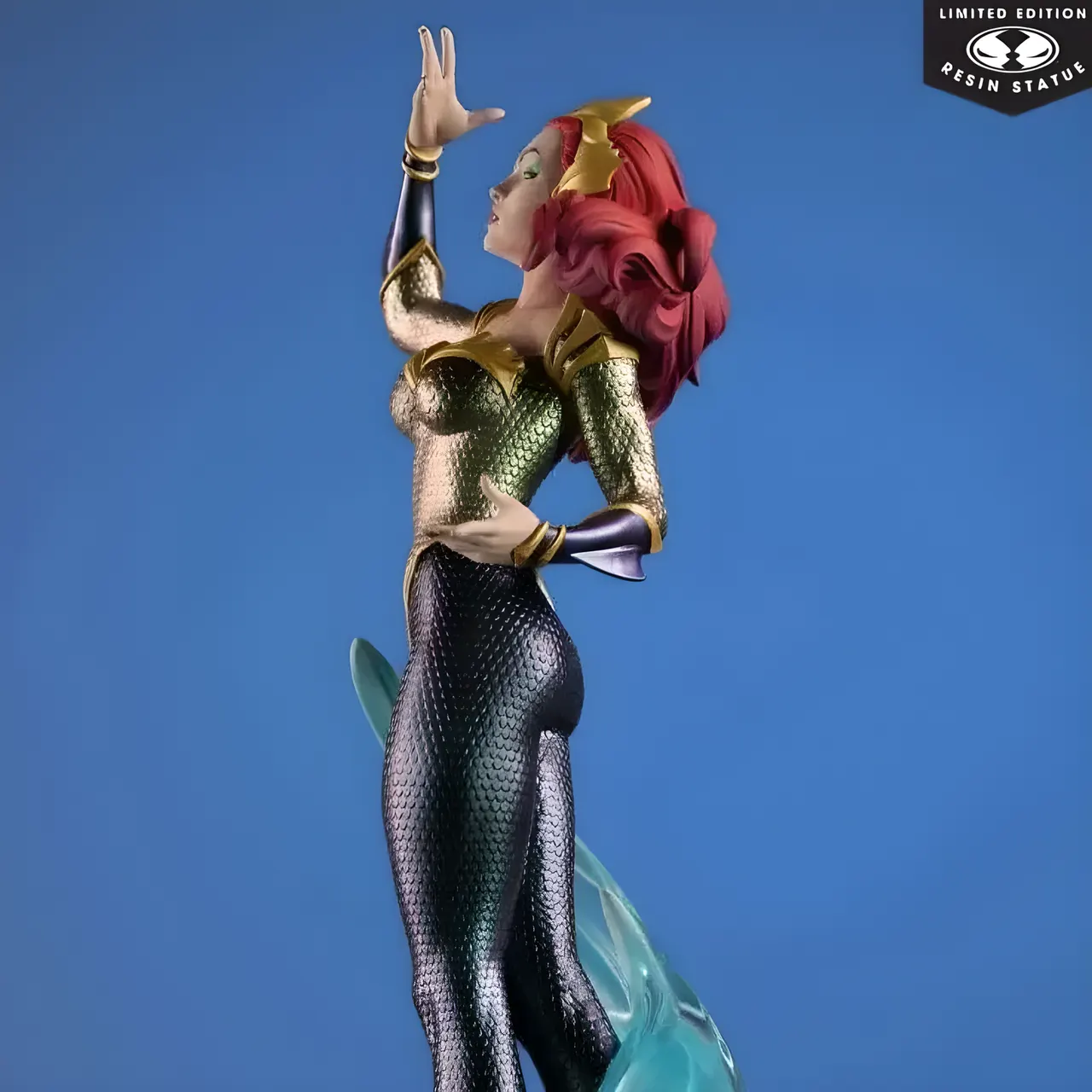 McFarlane Toys DC Cover Girls Mera J. Scott Campbell 1:8 Estatua de Resina - Image 3