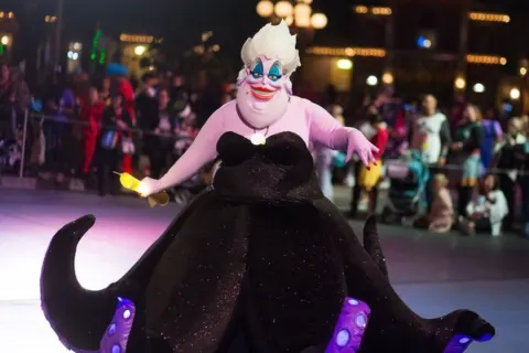Ursula (The Little Mermaid) 12