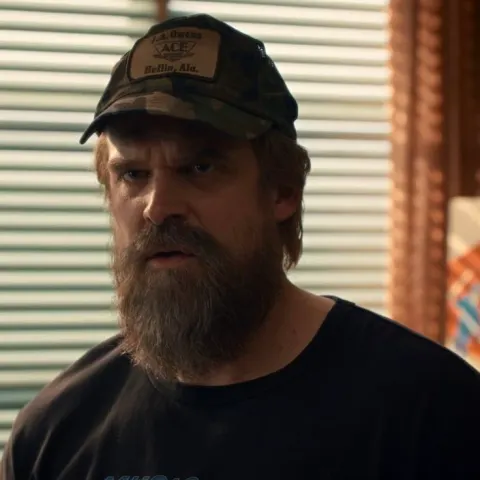 Jim Hopper (Season 1) 2